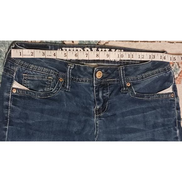 Hydraulic Bailey Low-Rise Bootcut Women’s Size 7/8 Jean With Embroidered Pockets - Picture 3 of 10